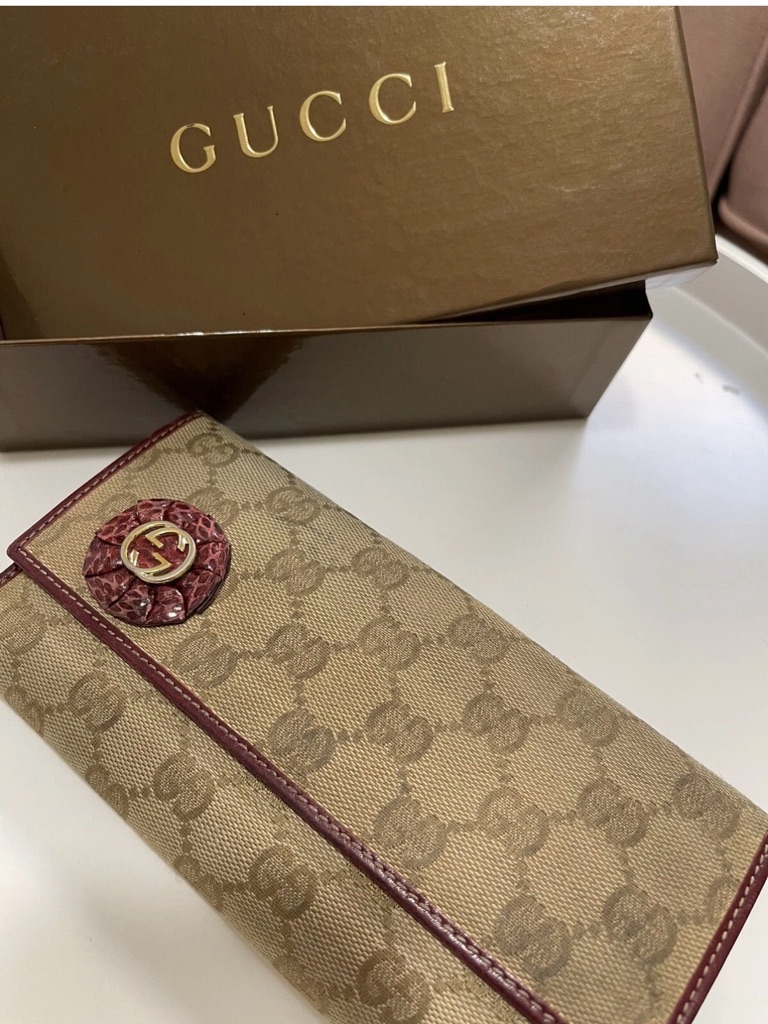 Gucci Beige Gg Canvas Continental Wallet With Burgundy Trim